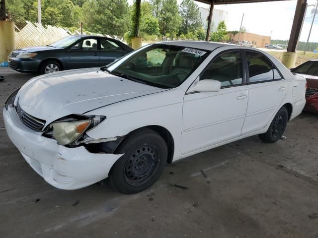 2005 Toyota Camry LE