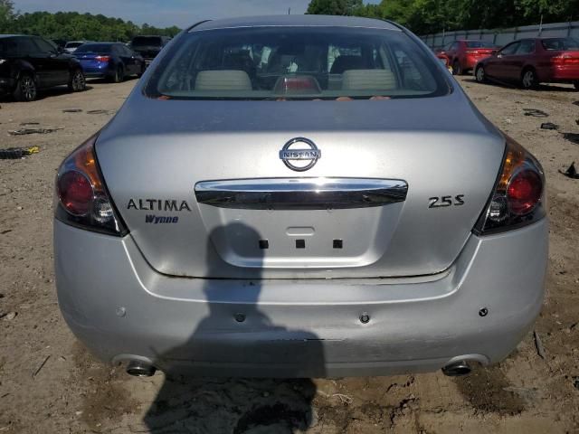 2010 Nissan Altima Base