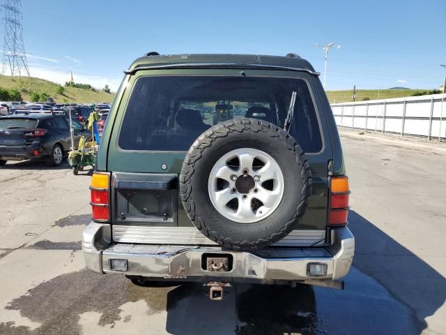 1997 Mitsubishi Montero LS