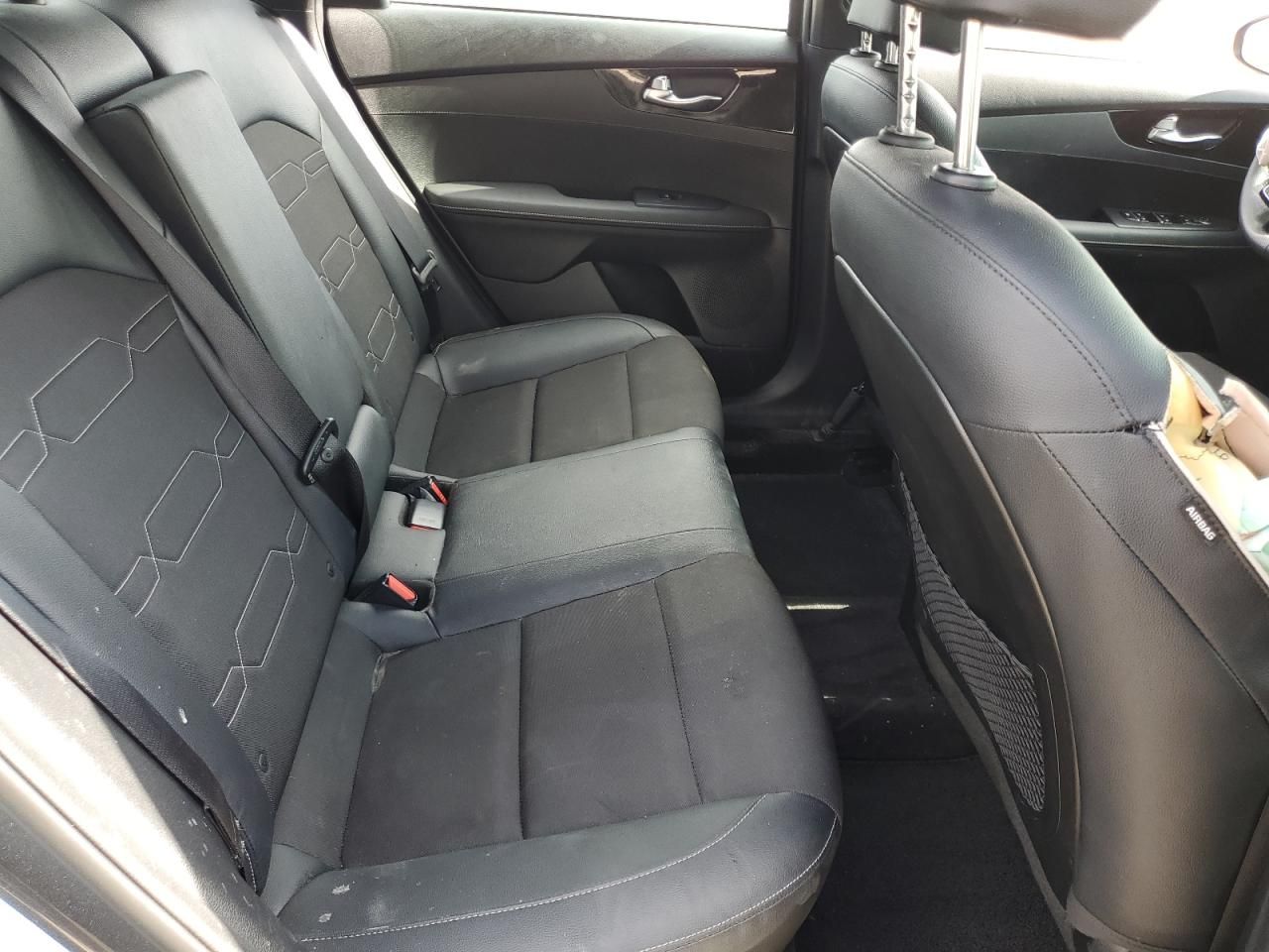 2023 KIA Forte gt Line