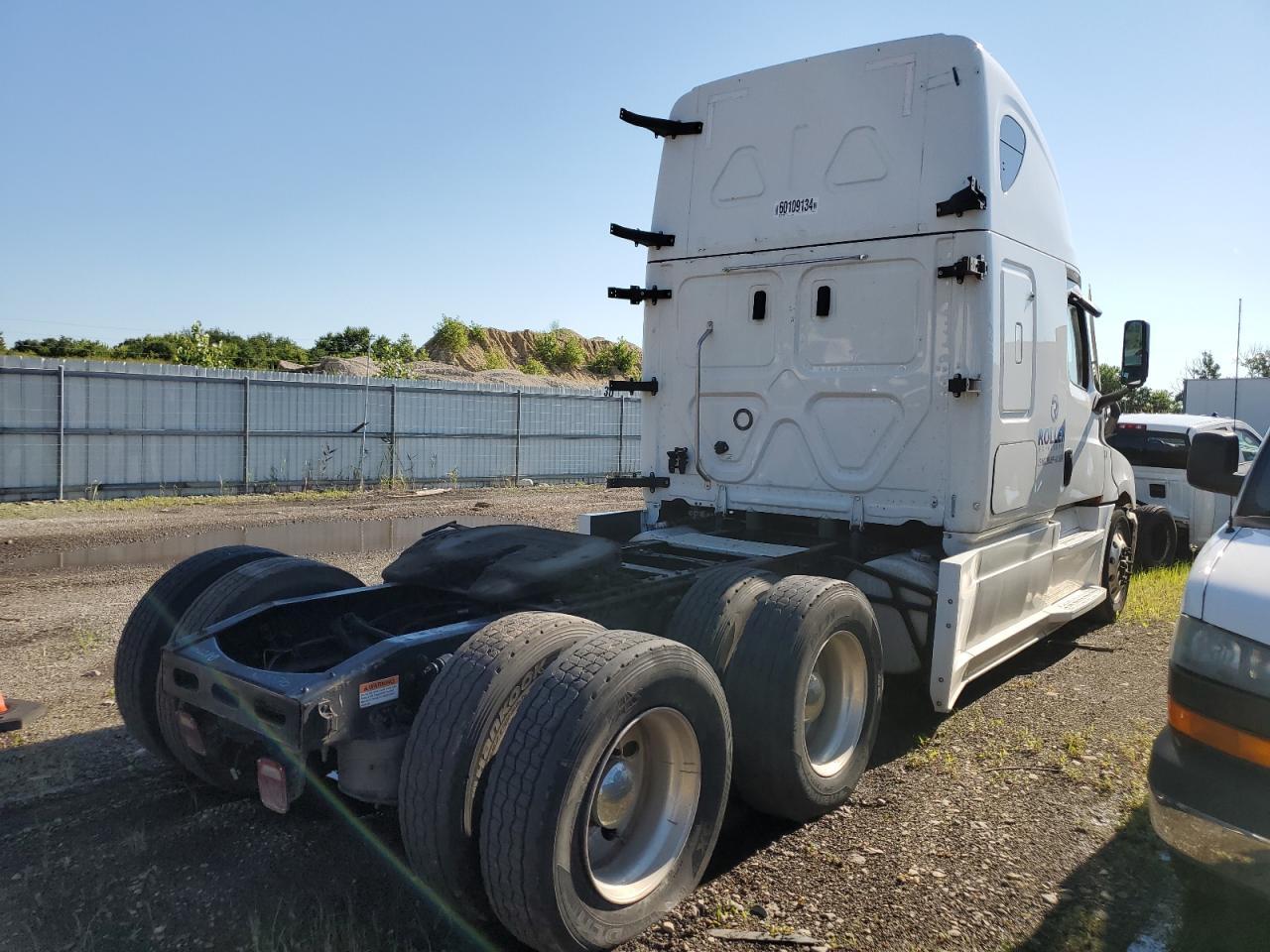 2022 Freightliner Cascadia 126