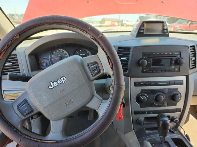 2005 Jeep Grand Cherokee Laredo