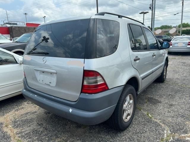 1999 Mercedes-Benz ML 320