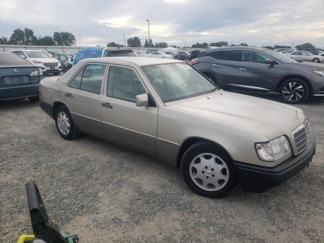 1994 Mercedes-Benz E 320