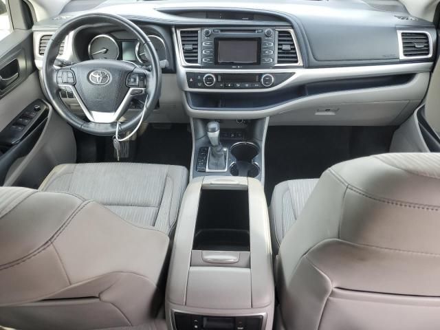 2015 Toyota Highlander LE