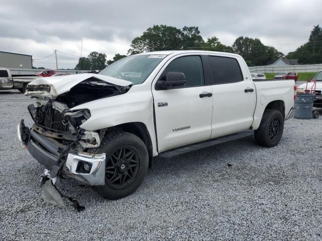 2016 Toyota Tundra Crewmax SR5