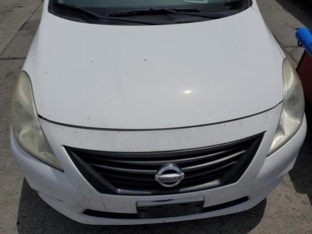 2013 Nissan Versa S