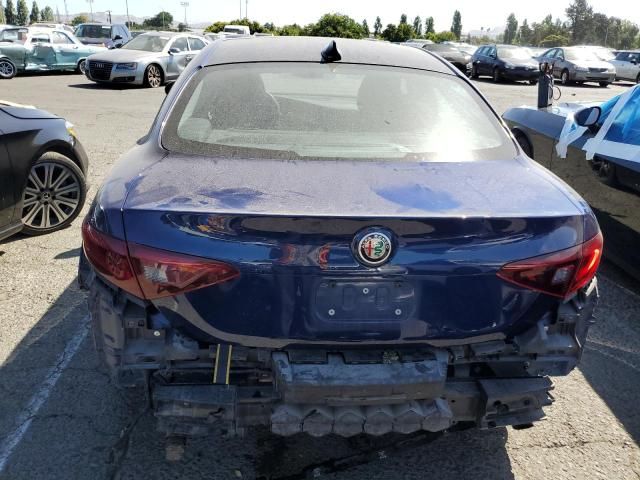 2018 Alfa Romeo Giulia TI Q4