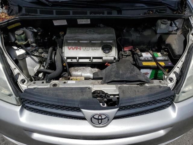 2005 Toyota Sienna CE