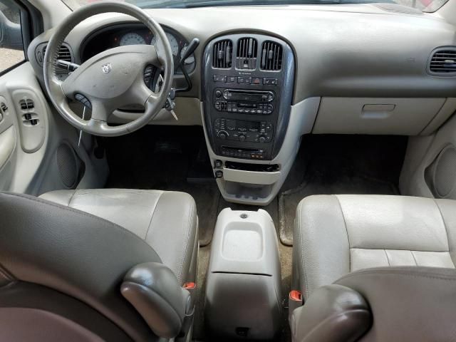 2005 Dodge Grand Caravan SXT