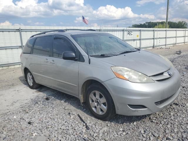 2006 Toyota Sienna CE