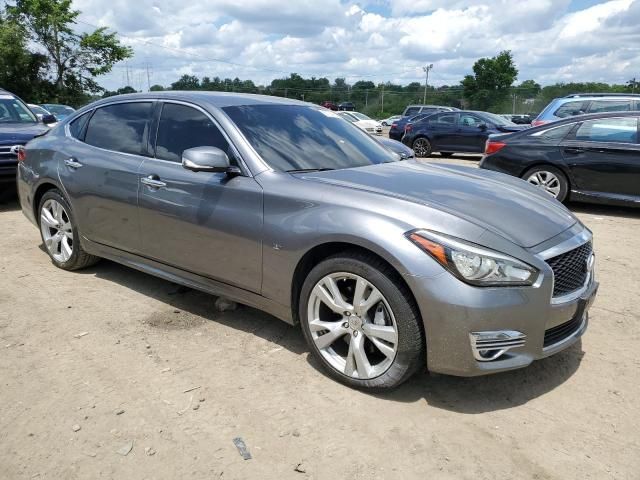 2015 Infiniti Q70 3.7