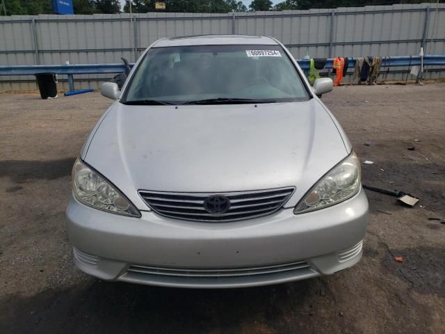 2005 Toyota Camry LE