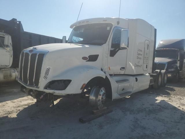 2018 Peterbilt 579