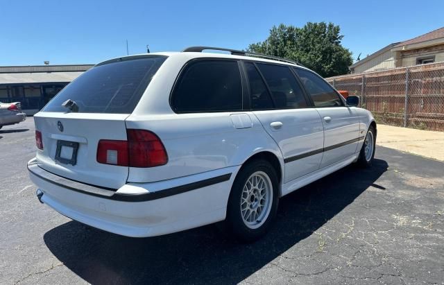 2000 BMW 528 IT Automatic