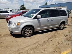 Salvage cars for sale from Copart Woodhaven, MI: 2009 Chrysler Town & Country Touring