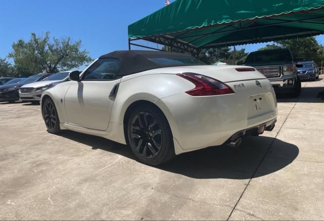 2018 Nissan 370Z Base