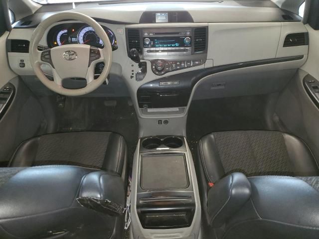 2012 Toyota Sienna Sport