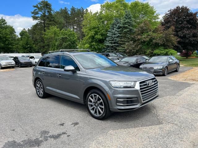 2017 Audi Q7 Premium Plus