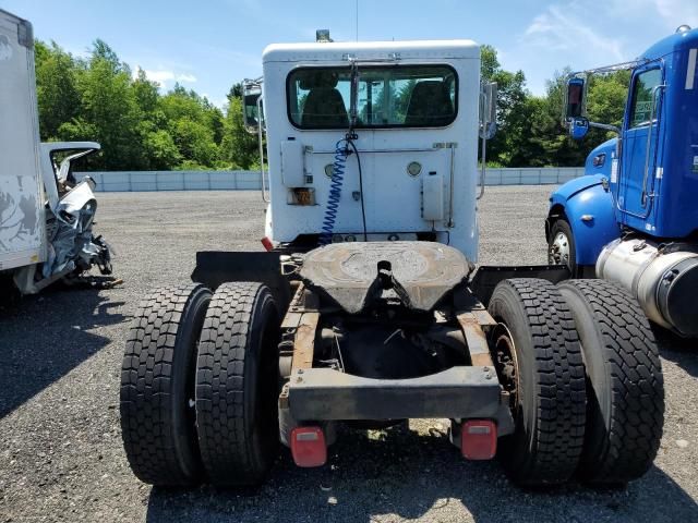 2013 Peterbilt 337