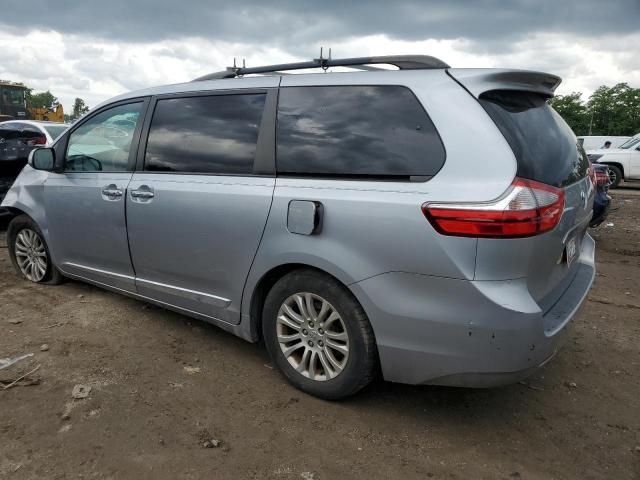 2015 Toyota Sienna XLE