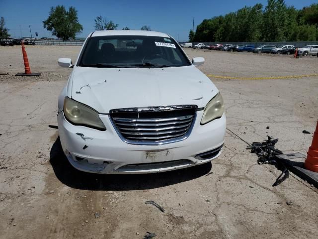 2013 Chrysler 200 Touring