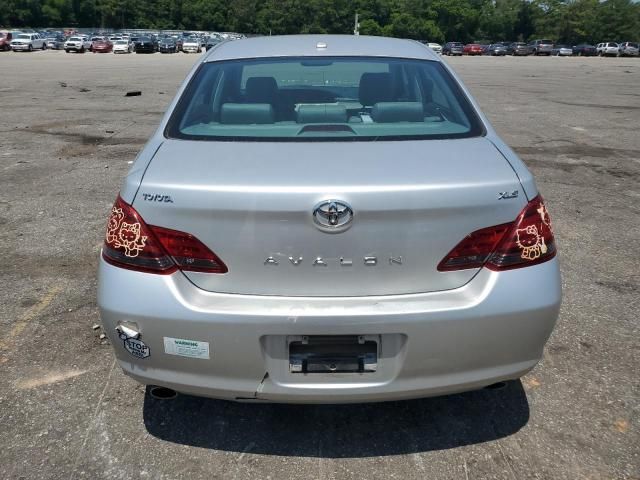 2009 Toyota Avalon XL