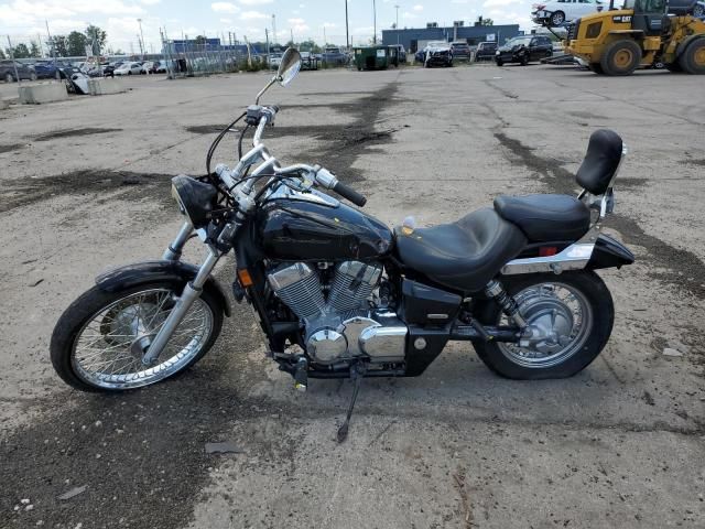 2007 Honda VT750 C2