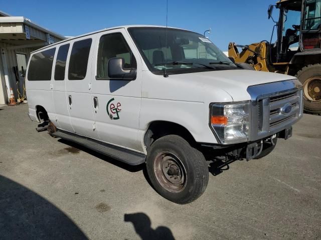 2013 Ford Econoline E350 Super Duty Wagon