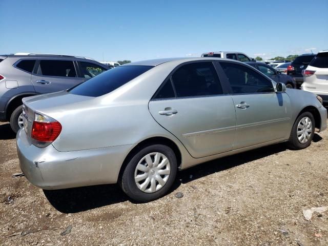 2005 Toyota Camry LE