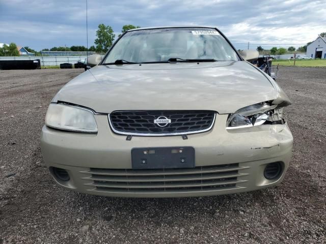 2000 Nissan Sentra Base