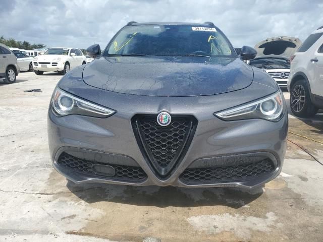 2020 Alfa Romeo Stelvio