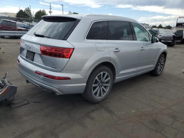 2019 Audi Q7 Prestige