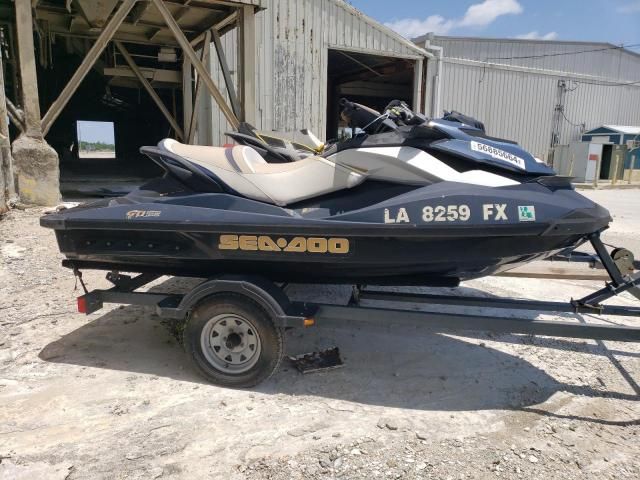 2011 Seadoo Boat