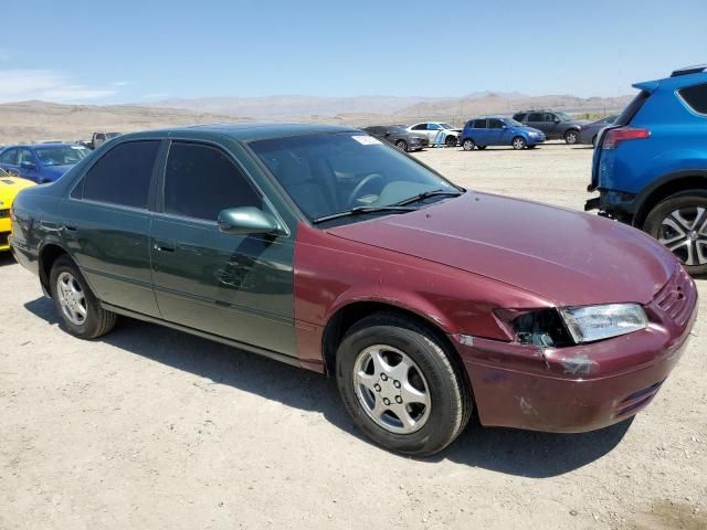 1999 Toyota Camry LE