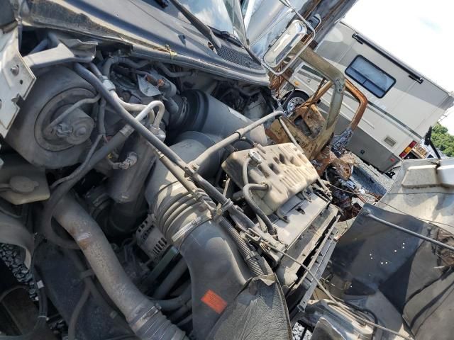 2000 Ford F750 Super Duty