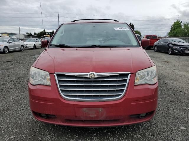 2010 Chrysler Town & Country Touring