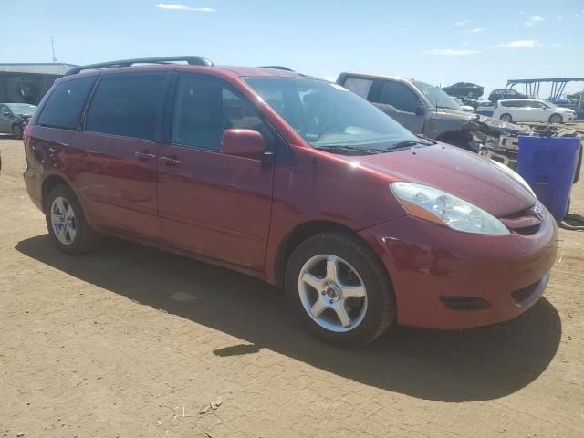 2008 Toyota Sienna XLE