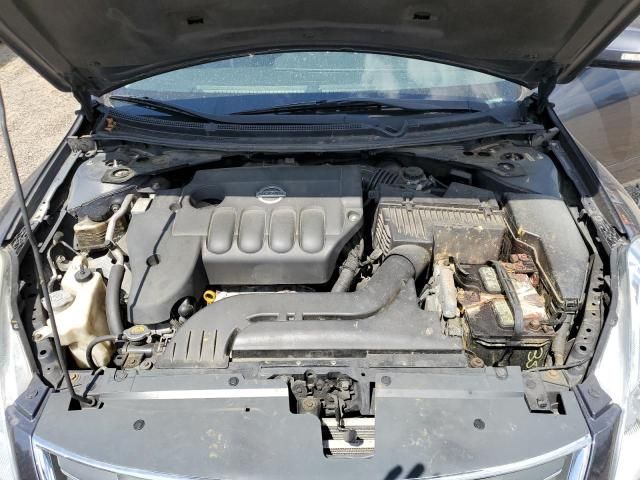 2010 Nissan Altima Base