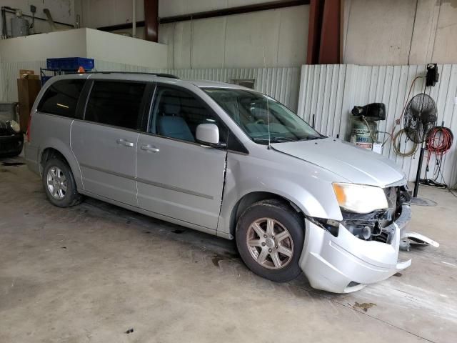 2010 Chrysler Town & Country Touring