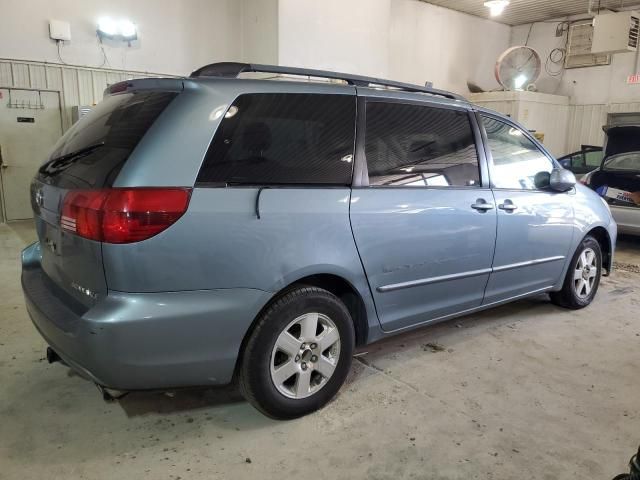 2005 Toyota Sienna XLE