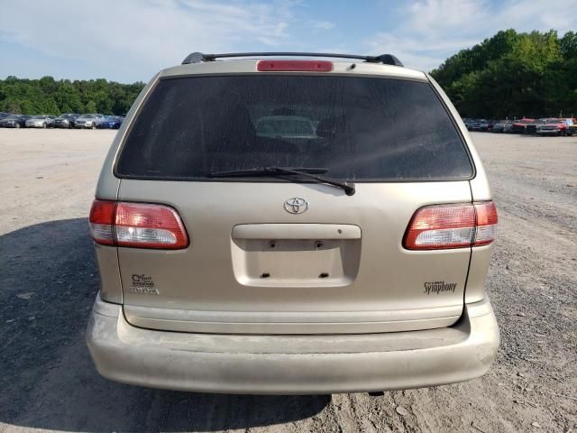 2002 Toyota Sienna LE