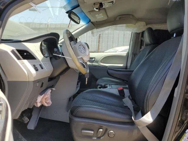 2014 Toyota Sienna Sport