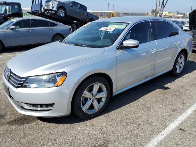 2015 Volkswagen Passat SE