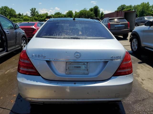 2010 Mercedes-Benz S 550 4matic