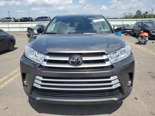 2017 Toyota Highlander LE