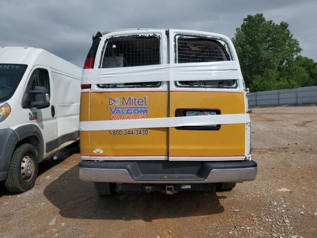 2016 Chevrolet Express G2500