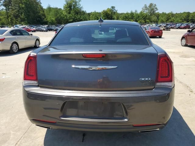 2019 Chrysler 300 S