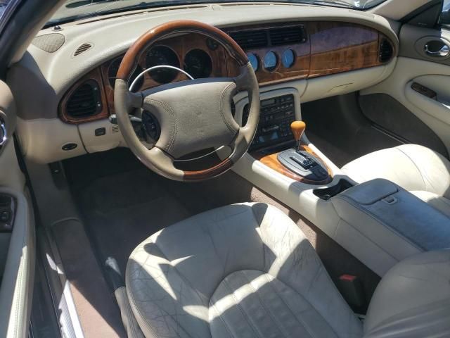 2000 Jaguar XK8