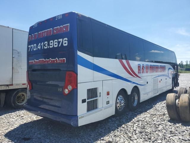 2013 Prevost Bus